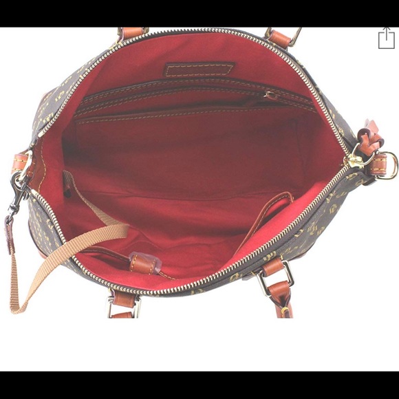 Dooney & Bourke - Picture 6 of 8